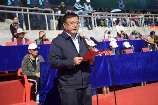 曼联拟以5000万求购卡马文加 穆帅获利
