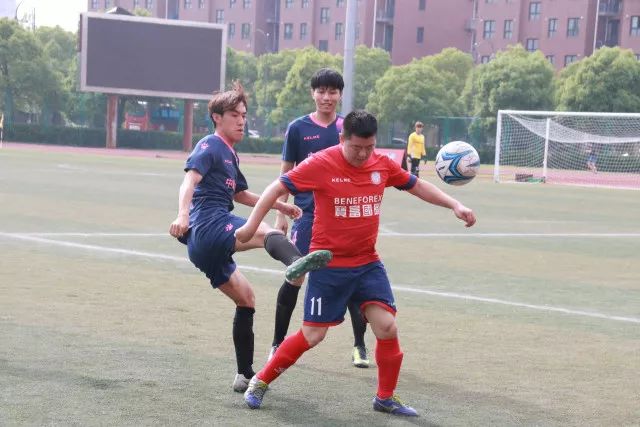 母亲临终前的秘密揭露了身世之谜